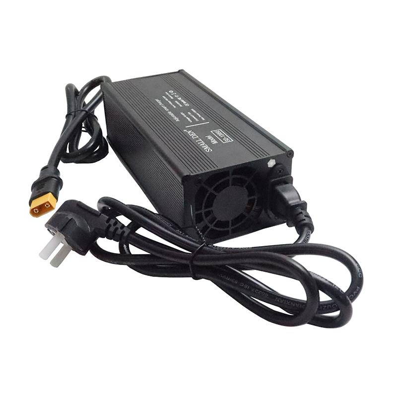 เครื่องชาร์จแบตเตอรี่ลิเธียมไอ - 72V 15A Fast Charger บทวิจารณ์และราคา